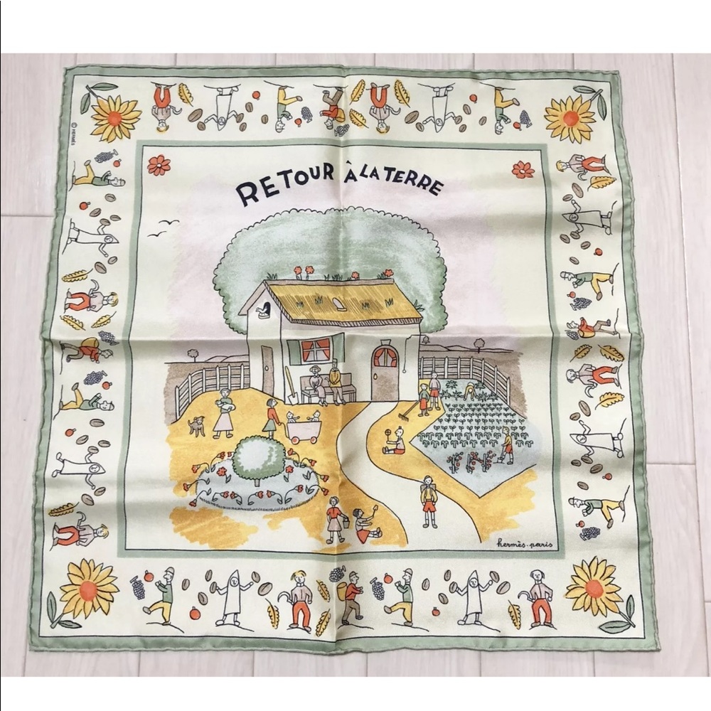 Authentic Hermes RETOUR A LA TERRE silk scarf